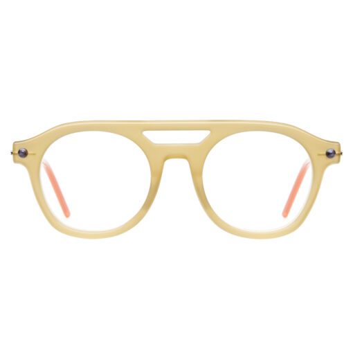 P11 MO_MILK HONEY, CREAM+DARK RED 01